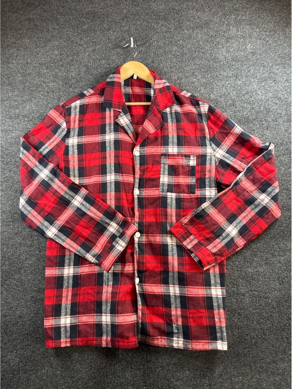 Mens L Red Black Plaid Flannel Shirt Long Sleeve Button Down Lumberjack